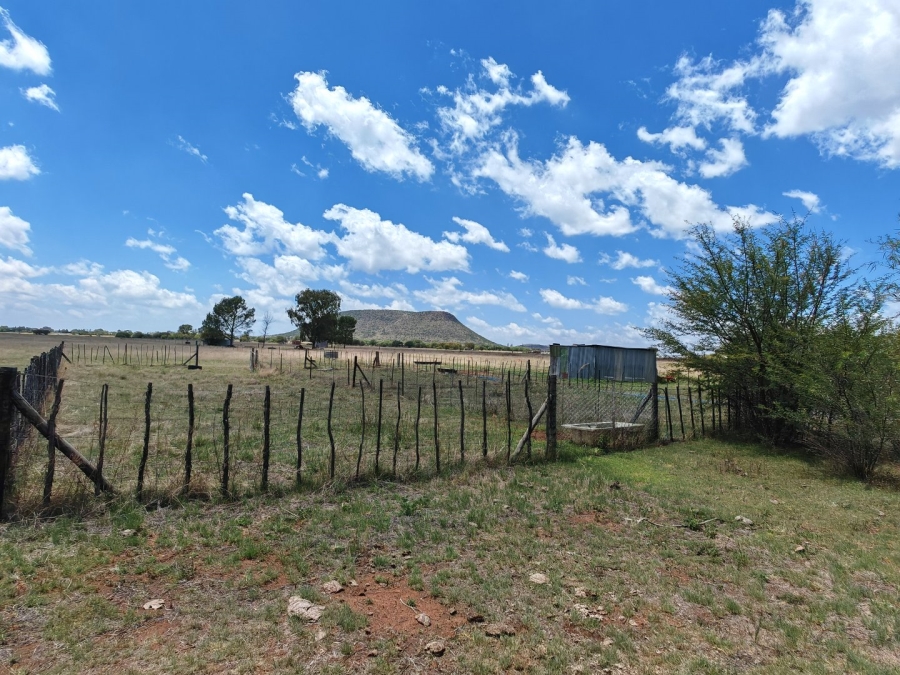 5 Bedroom Property for Sale in Bloemdal Free State